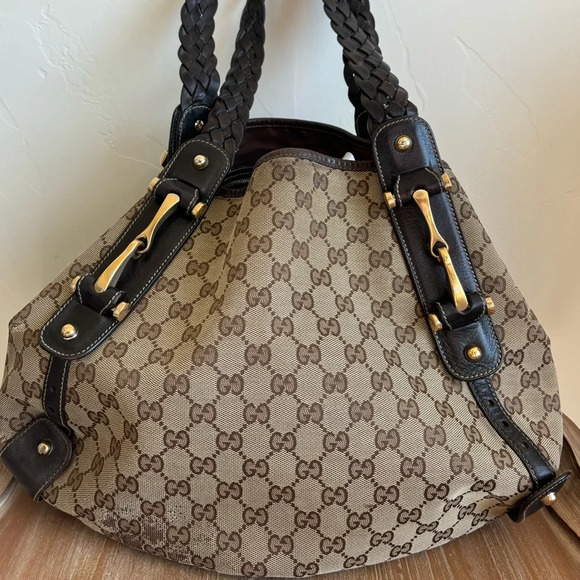 Authentic Gucci Pelham Shoulder Bag GG Canvas with COA - Picture 6 of 11